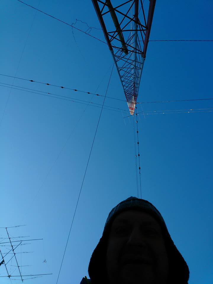 Buvo toks 5el 50MHz Yagiukas palei tvorą, užkeltas