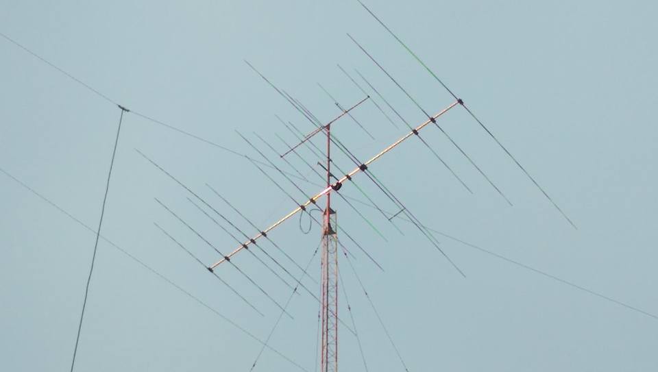 Čia RN5M foto, matosi 80m dipolio viduris (20mH)