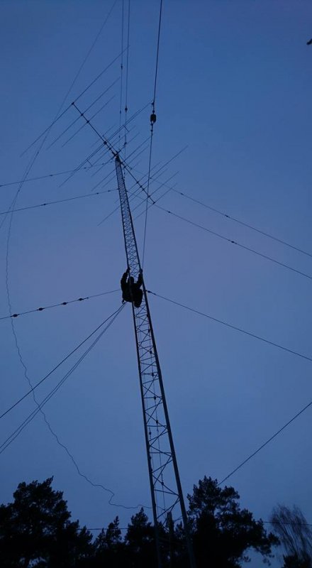 Tas kreivas laidas, tai 80m vertikalas (22mH)