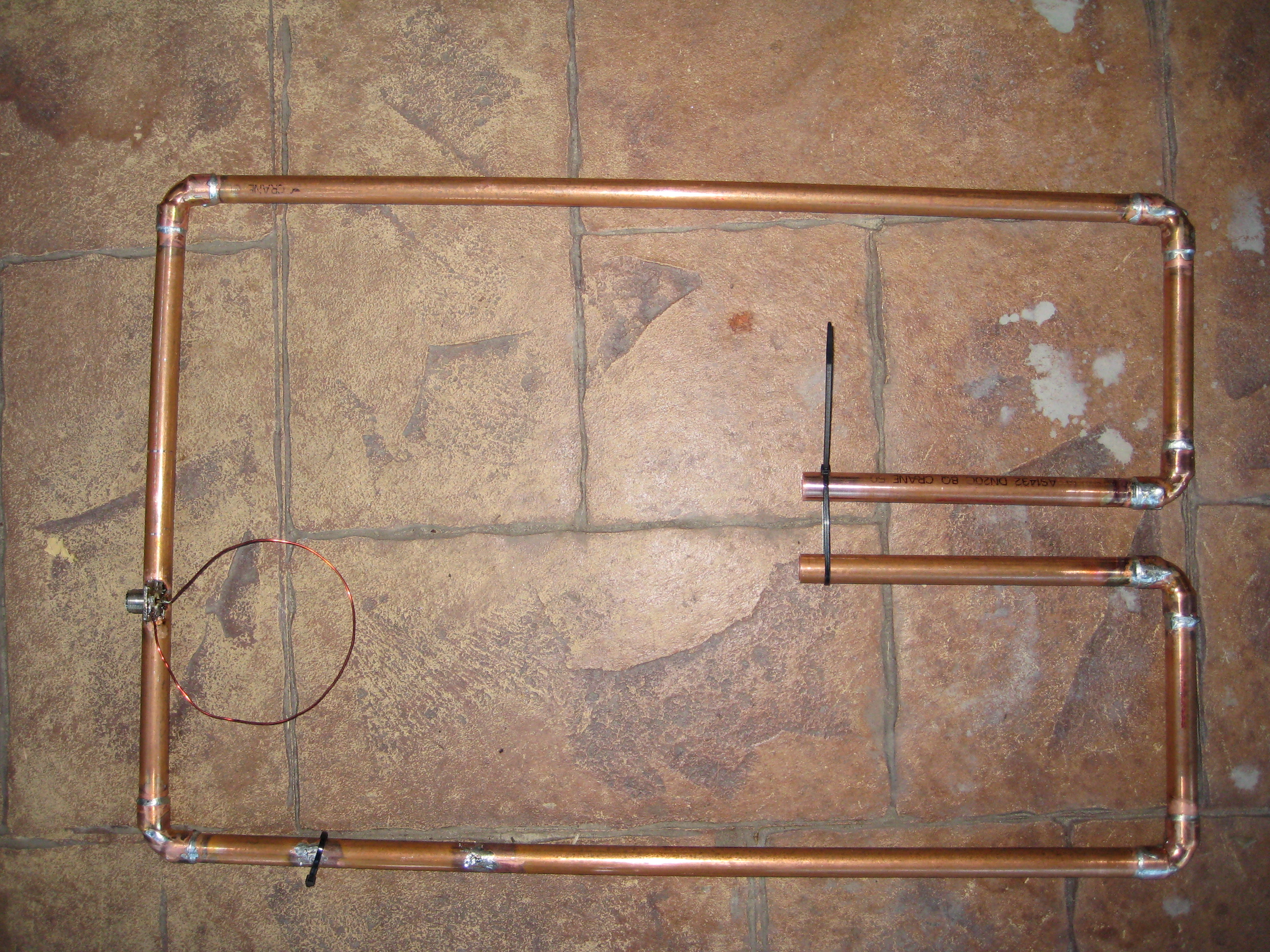 Building trompbone capacitor (a smaller diameter pype inside another pype)