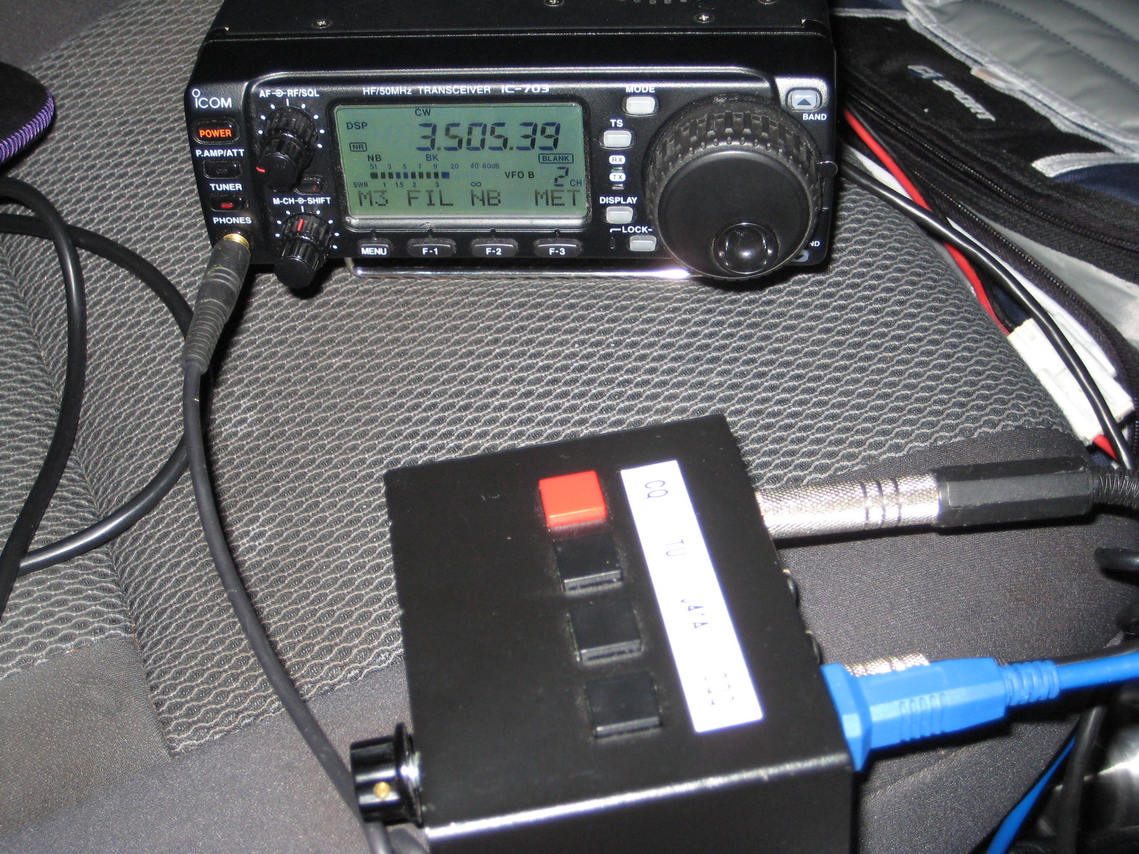 QRP setup - IC703 rig and K1EL keyer