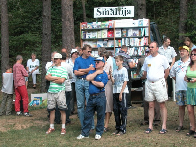 LYhamfest2002-0136a.jpg