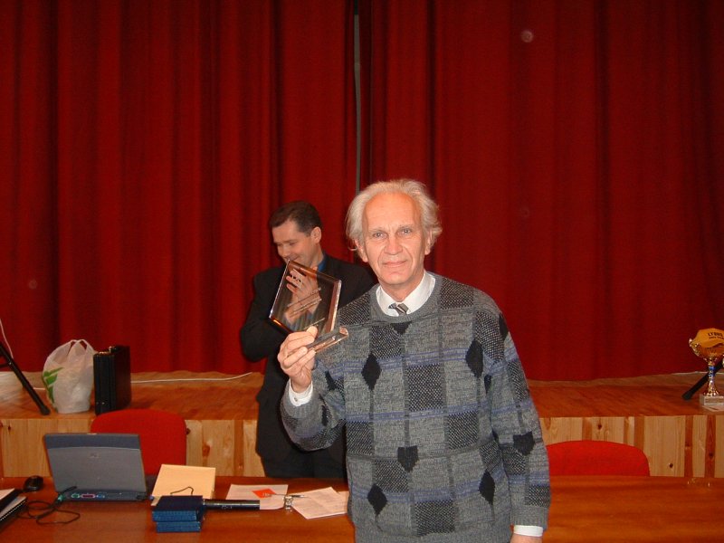 2004-11 045