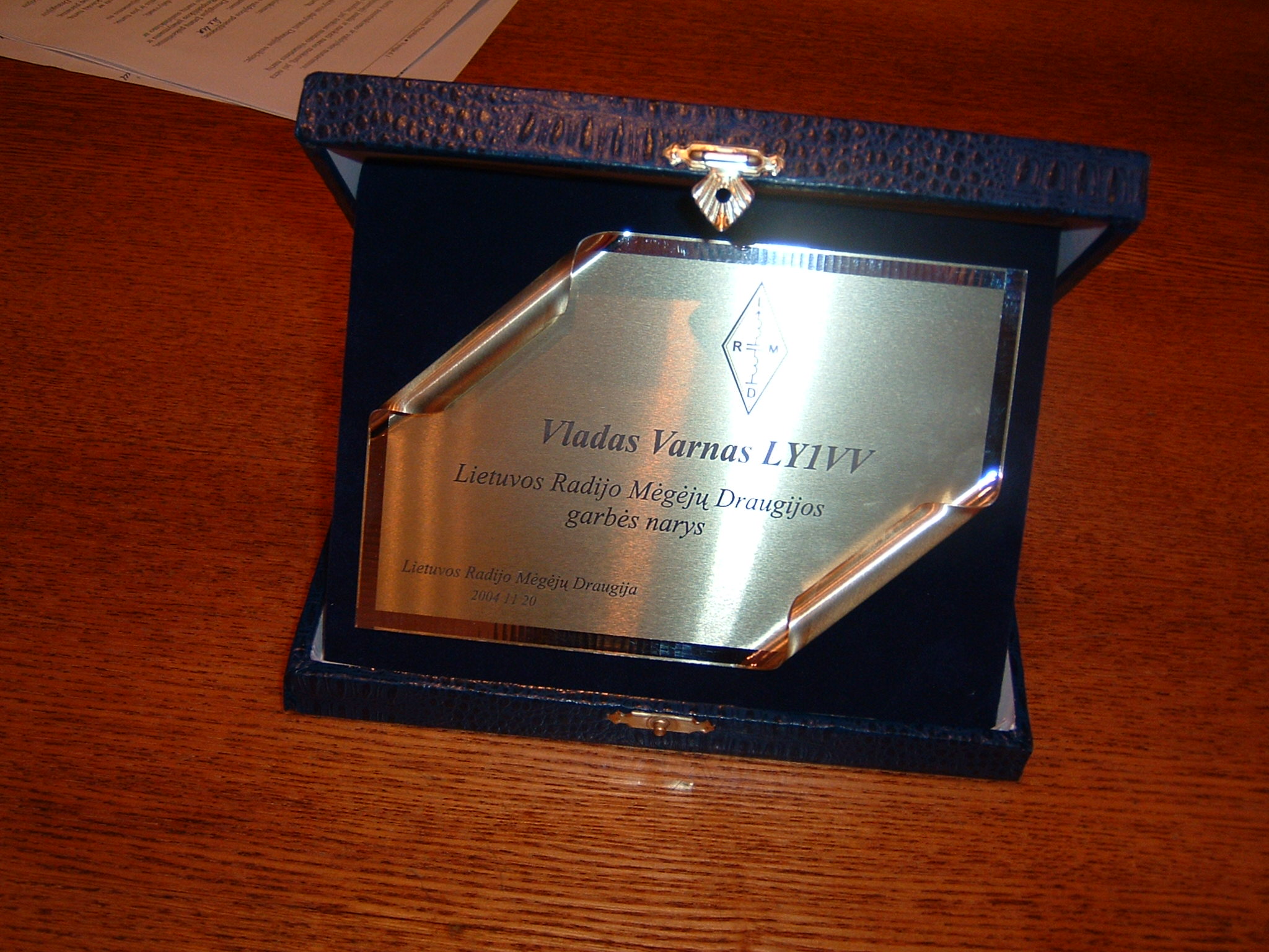 2004-11 052