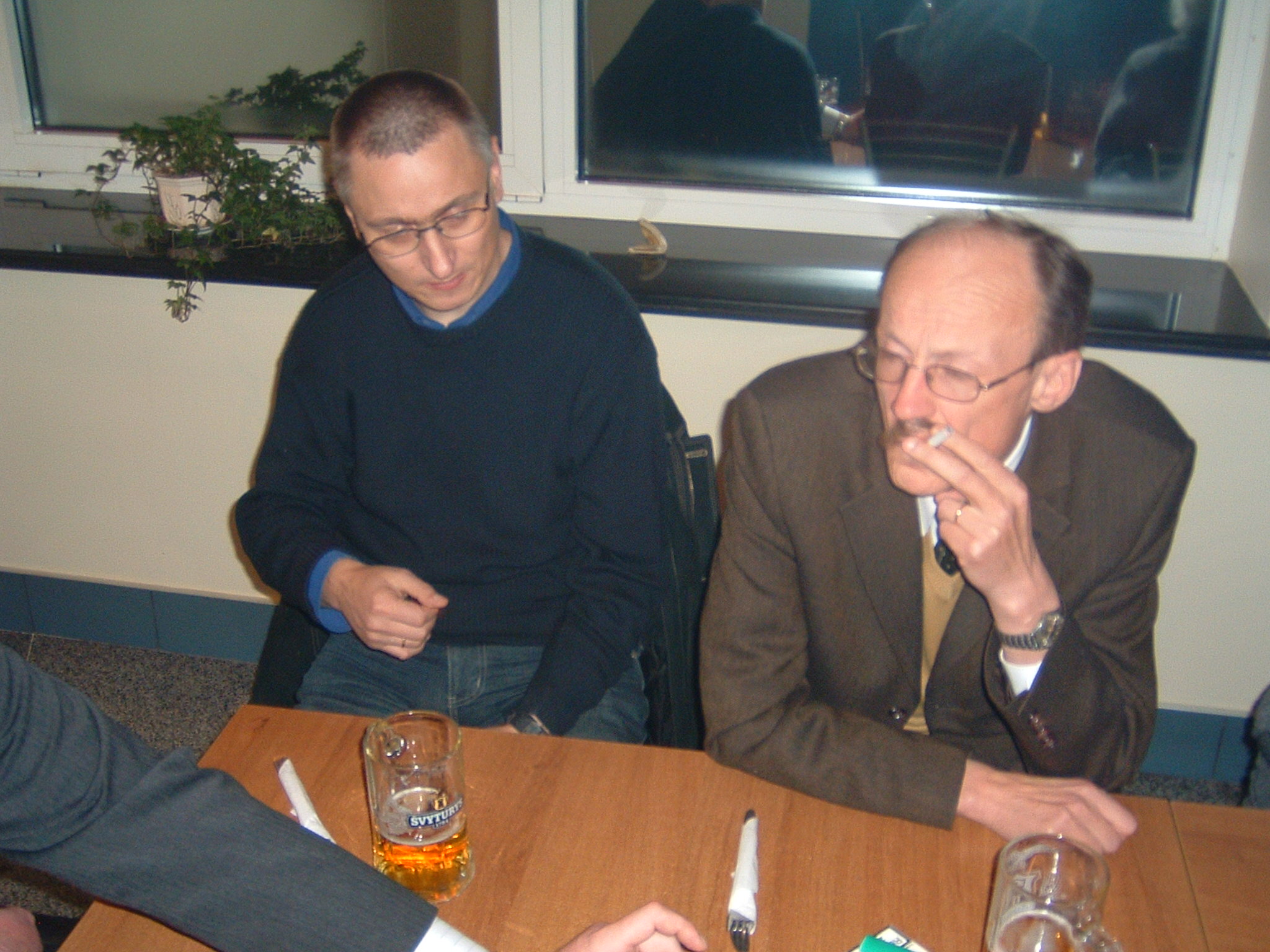 2004-11 053