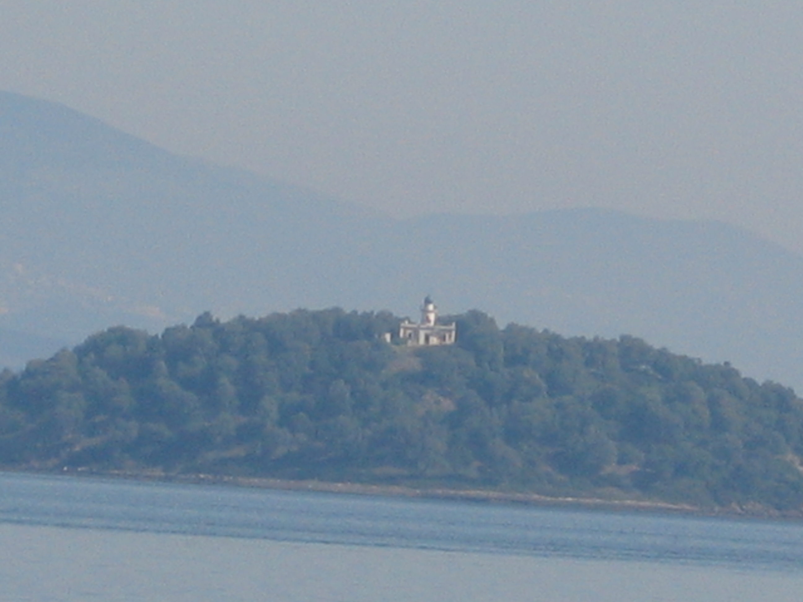 Nezinoma sala su nezinomu LGT