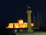 Rodoso svyturys nakti