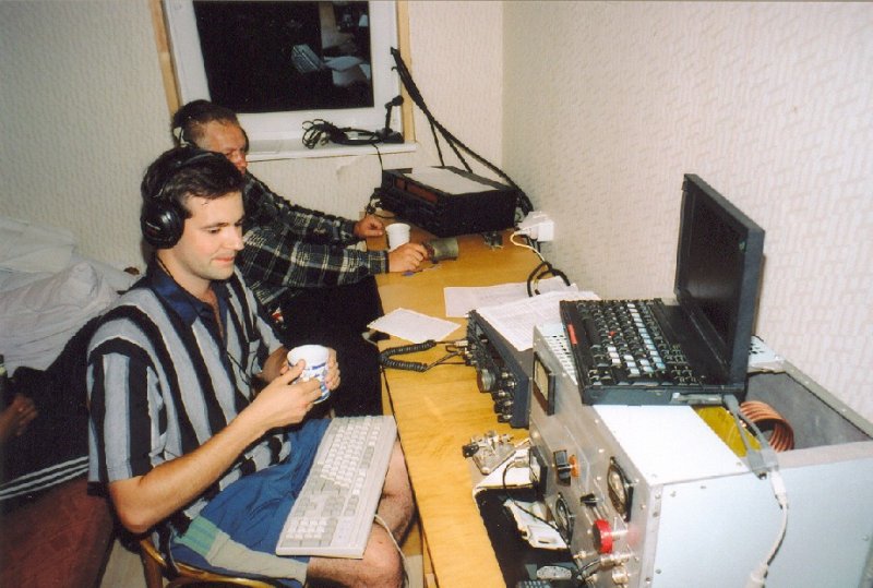 LYR346 ir LY2UF kontroliuoja pailapa