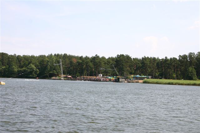 Vandens slidžių trauktuvas
